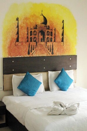 ห้องดีลักซ์ | Wi-Fi ฟรี, ผ้าปูที่นอน