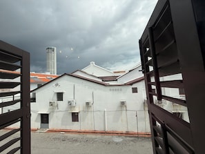Dreibettzimmer, Stadtblick | Ausblick vom Zimmer