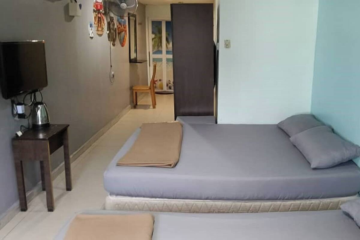 Desk, free WiFi, bed sheets