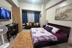 Deluxe Studio