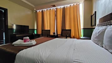 Caja de seguridad en la habitación, escritorio y wifi gratis