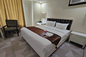 خزنة داخل الغرفة ومكتب وواي فاي مجانًا وملاءات أسرّة