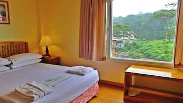 Junior Suite, Balcony | Desk, iron/ironing board, bed sheets