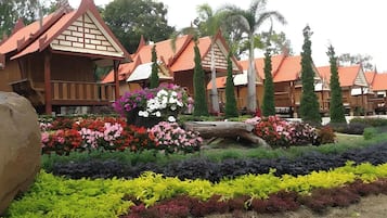 ด้านหน้าที่พัก