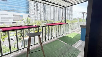 宿舍, 男女混合宿舍 | 露台