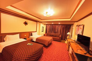 Executive Twin Room - Taksila Hotel (Maha Sarakham)
