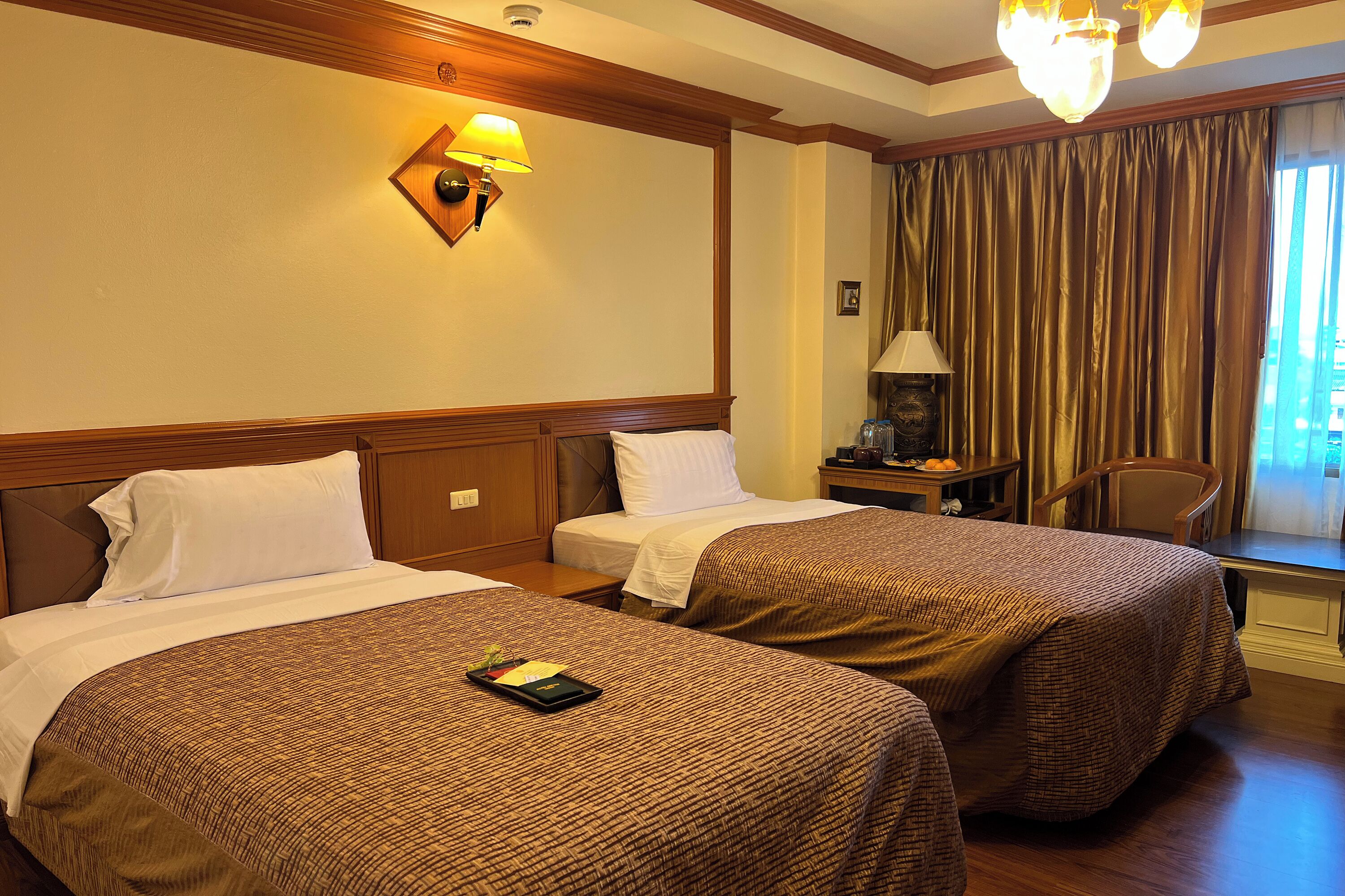 Junior Suite Twin | Minibar, desk, laptop workspace, free WiFi