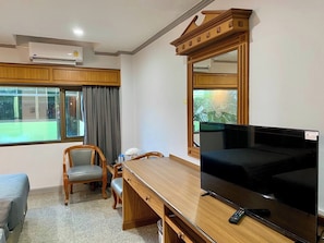 Desk, free WiFi, bed sheets