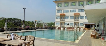 New Siya Hotel