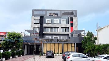 Fachada de la propiedad