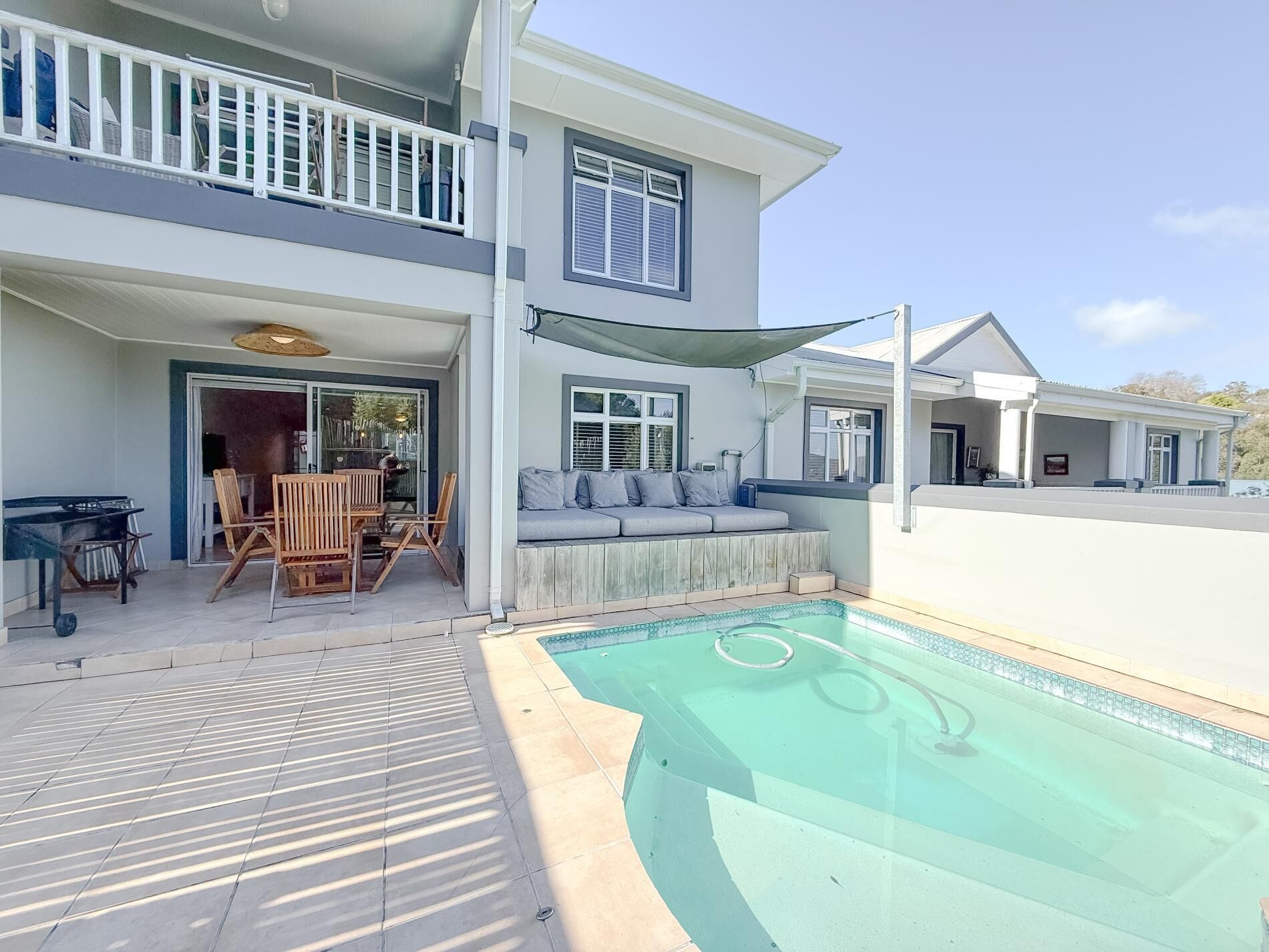 Kloof Gardens: Pool & Braai with Lagoon Views (28901)
