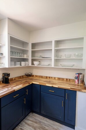 Interior - Berry Mountain Historic Home Near Oneonta (Blountsville)