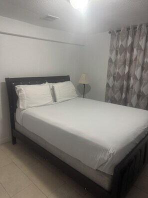 WiFi, bed sheets