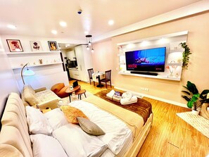 1 bedroom, WiFi, bed sheets