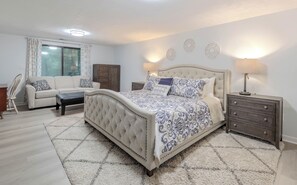 1 bedroom, iron/ironing board, WiFi, bed sheets - A Serene Retreat with Modern Comforts (Greer)