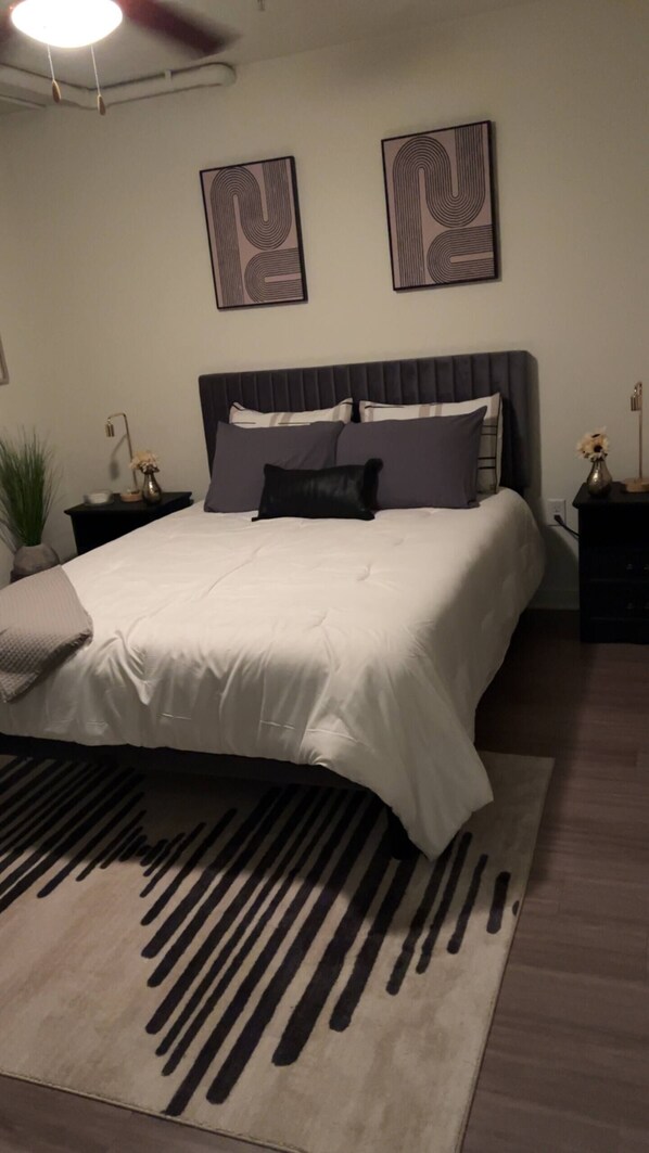2 bedrooms, iron/ironing board, WiFi, bed sheets