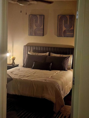 2 bedrooms, iron/ironing board, WiFi, bed sheets