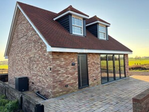 Exterior - Idyllic Studio in Tenterden (Tenterden)