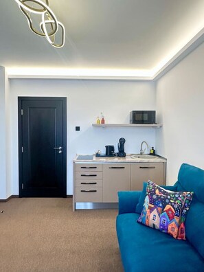 Interior - Chroma Deluxe King Studio by Eclectic 6 (Satu Mare)