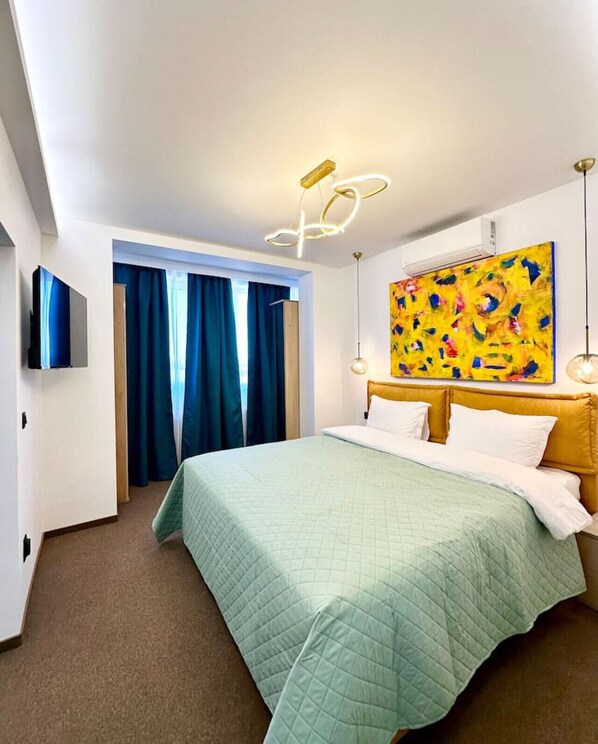 1 bedroom, iron/ironing board, WiFi, bed sheets