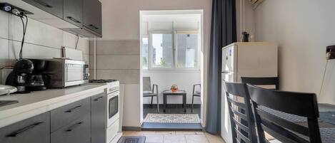 Microwave, oven, stovetop