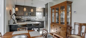 NEW! Remodeled & Updated -Boomer Bungalow 3BR house in Norman/5 Min From OU