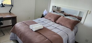 1 bedroom, desk, iron/ironing board, free WiFi