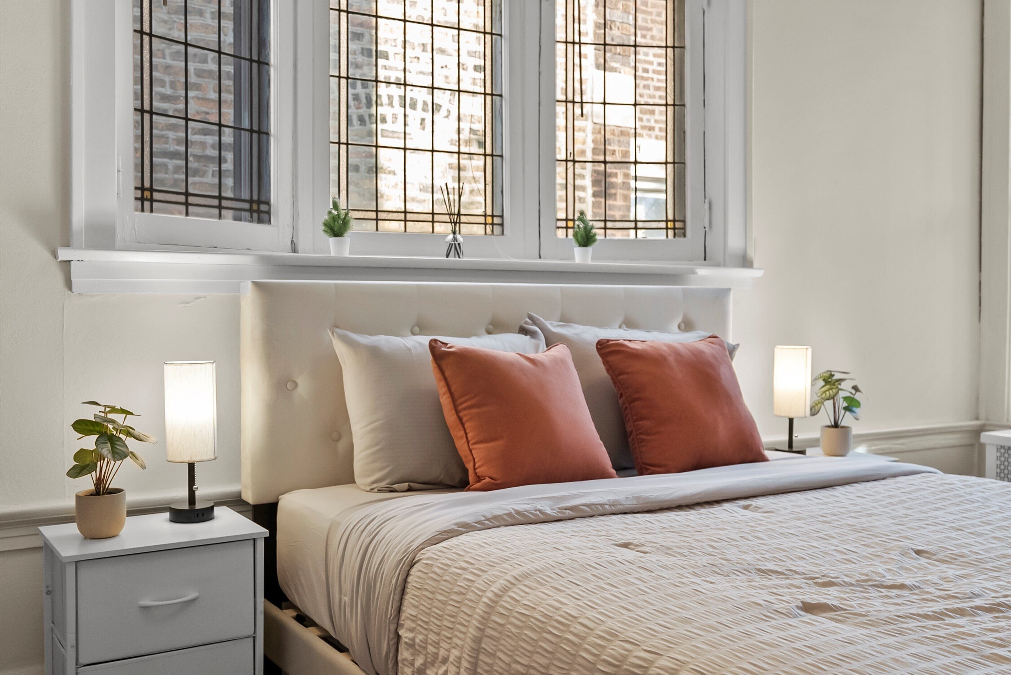 6 makuuhuonetta, työpöytä, silitysrauta/-lauta, ilmainen Wi-Fi