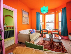 Living area - Hastings Heights (Hastings)