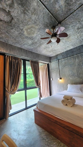 stucco loft residency