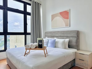 Căn hộ Tiêu chuẩn, 3 phòng ngủ, không hút thuốc, quang cảnh thành phố | Bàn ủi/dụng cụ ủi quần áo, truy cập Internet không dây miễn phí