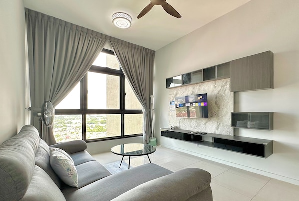 Comfort Apartment, Non Smoking, City View | Living area - Paradigm Residence By Stayrene (Johor Bahru)