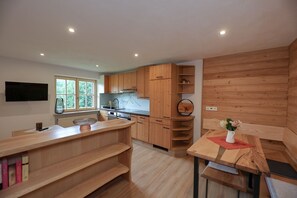 Kühlschrank, Ofen, Herdplatte, Geschirrspüler