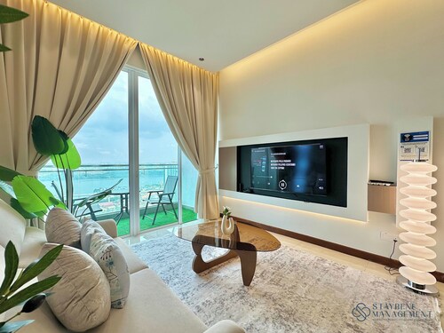 Paragon Suites CIQ By Stayrene
