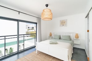 3 bedrooms, free WiFi, bed sheets