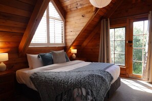 2 habitaciones, tabla de planchar con plancha, cuna de viaje y wifi