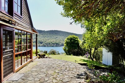 Exclusive Cottage: Views, Gardens, & Fireplaces