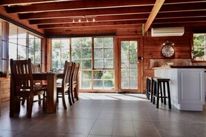 Dining - Exclusive Cottage: Views, Gardens, & Fireplaces (Eaglehawk Neck)