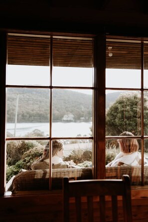 Interior - Exclusive Cottage: Views, Gardens, & Fireplaces (Eaglehawk Neck)