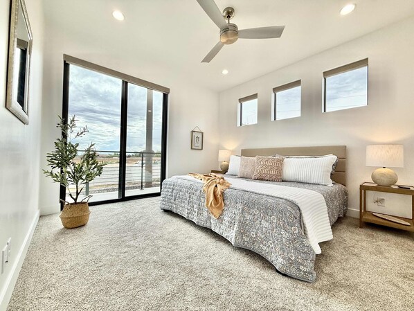 3 bedrooms, iron/ironing board, travel crib, WiFi