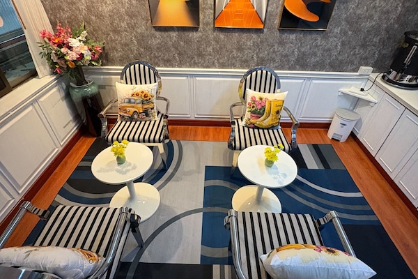 Télévision LCD de 26 pouces avec chaînes par câble