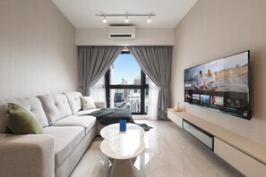 奢華套房, 2 間臥室, 廚房, 城市景 | 遮光窗簾/窗簾、隔音、免費 Wi-Fi