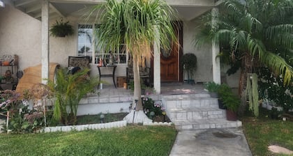Perfect charming home with ac