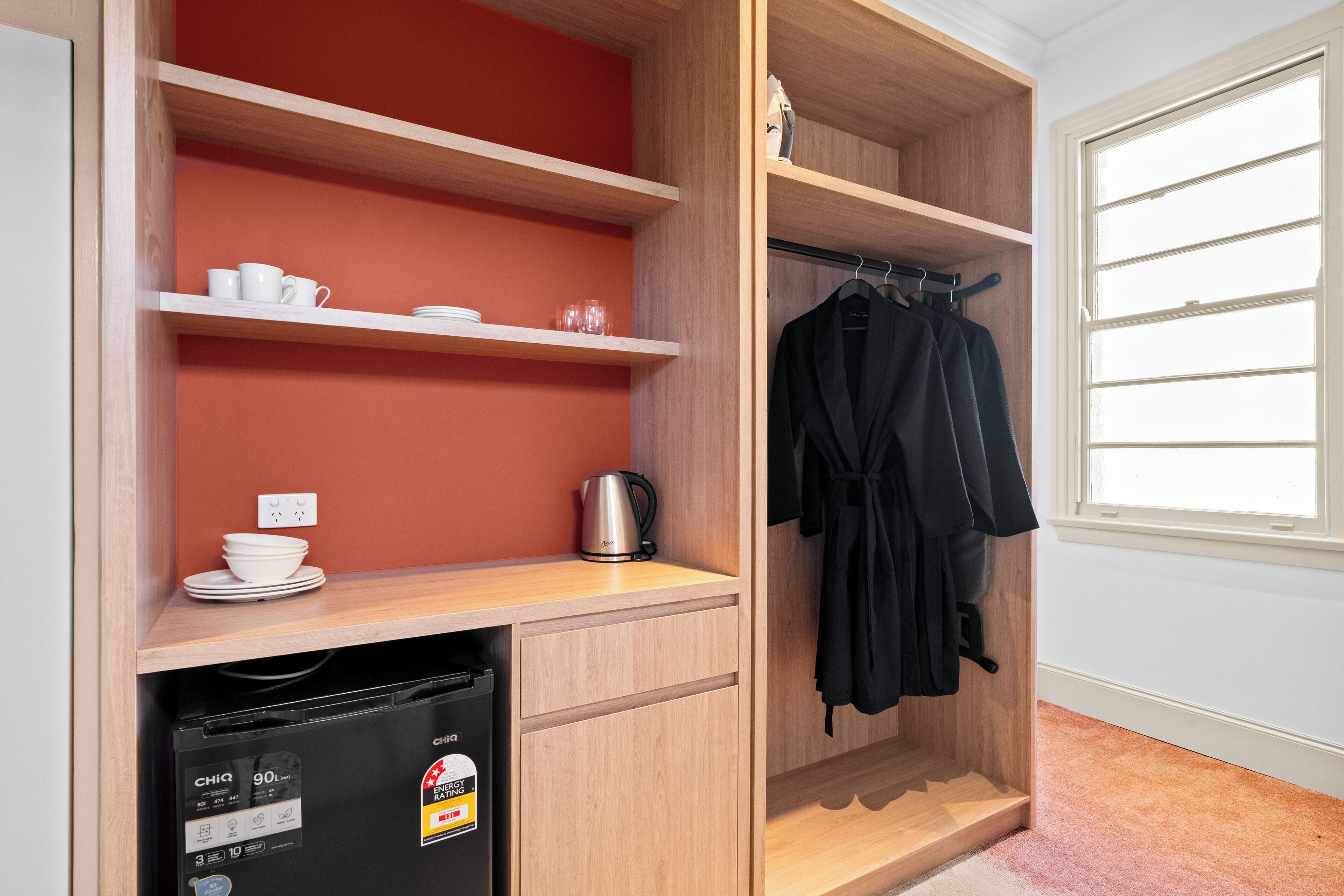 豪華三人房, 多張床, 非吸煙房 | 熨斗/熨衫板、免費 Wi-Fi