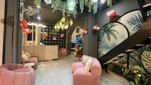 Reception - RED LEAF HOTELS (Hisar)