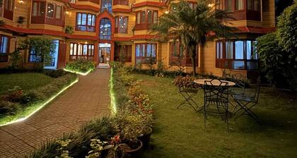 Laavanya Inn