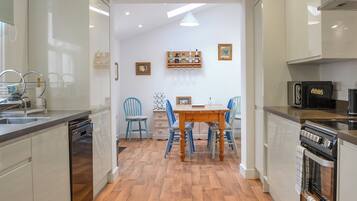 Dishwasher, highchair