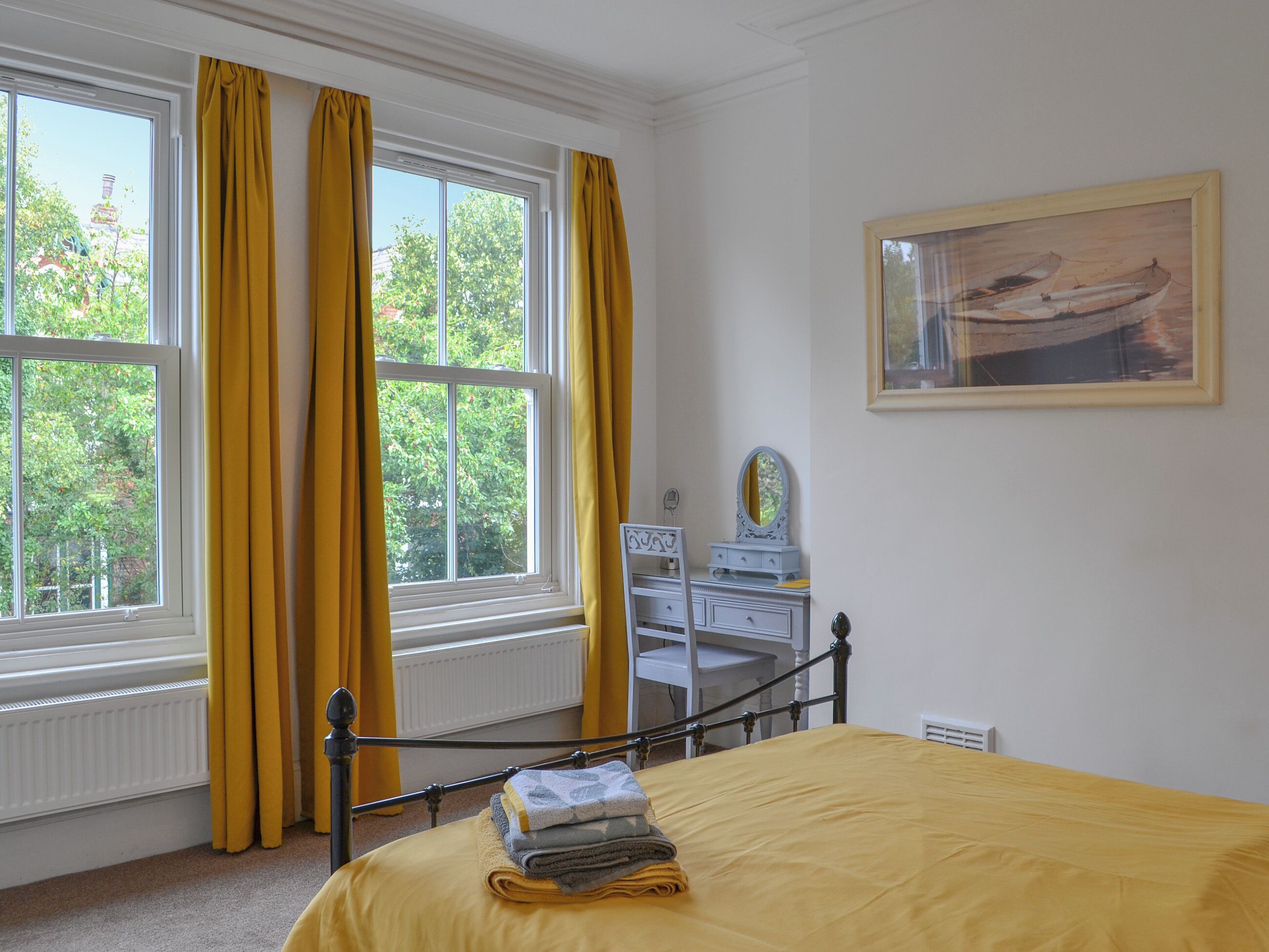 4 bedrooms, WiFi (free)