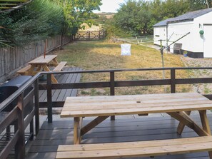Outdoor dining - 3 bedroom accommodation in Angle (Angle)
