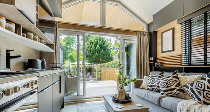 2 bedroom accommodation in Chirk, near Llangollen